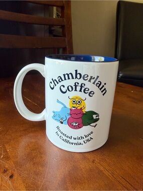 Chamberlain Coffee White Ceramic Mug with Colorful Cat Design